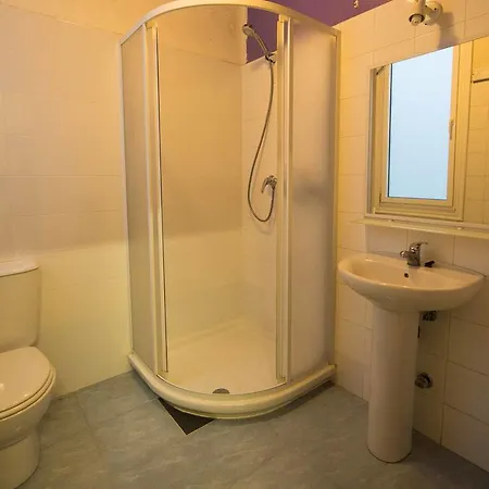 Pensjonat Residencia Molares 9 *
